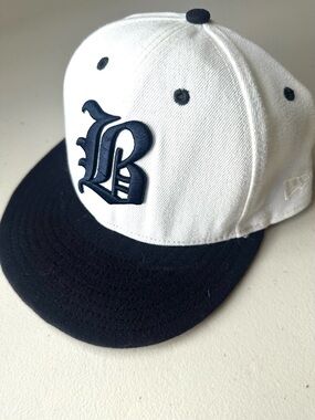 Birmingham Barons MiLB New Era 59FIFTY Fitted Hat White Navy Old English 7 1/2
